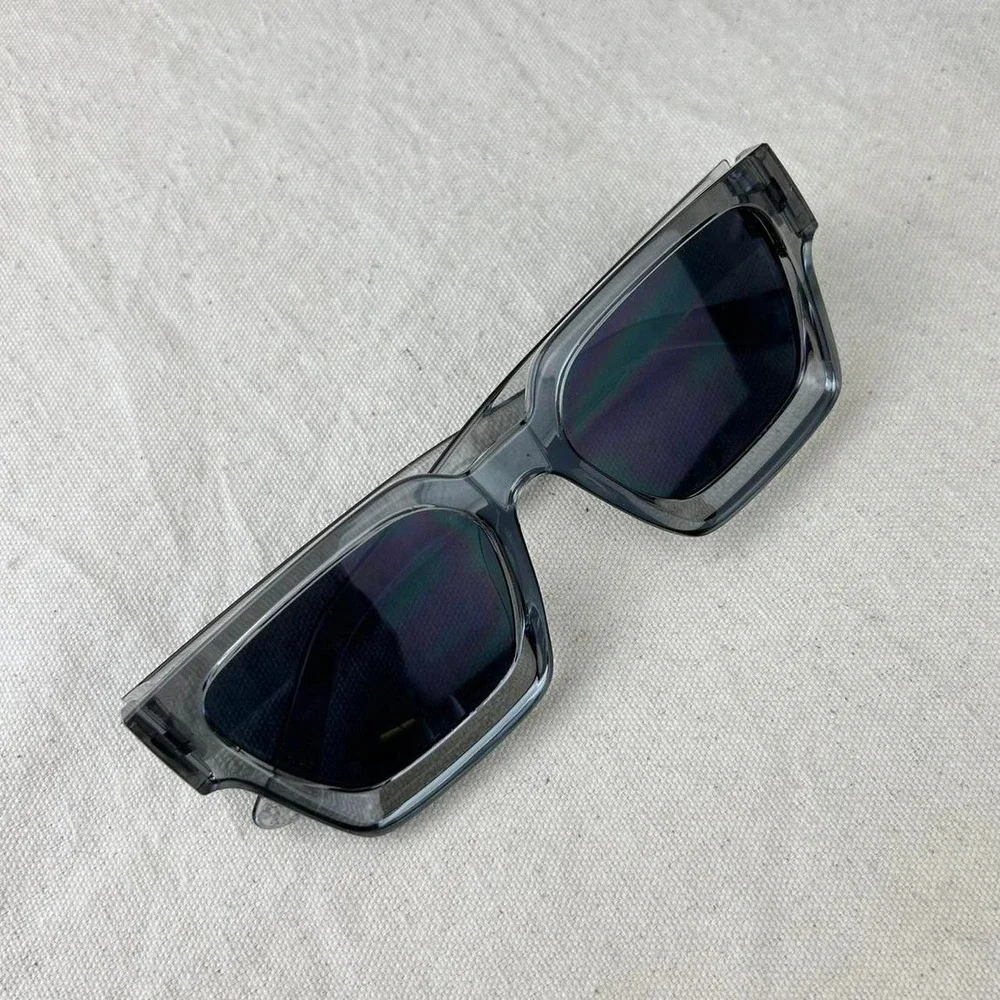 Vintage Y2K surfer style black squared sunglasses cyber grunge techno